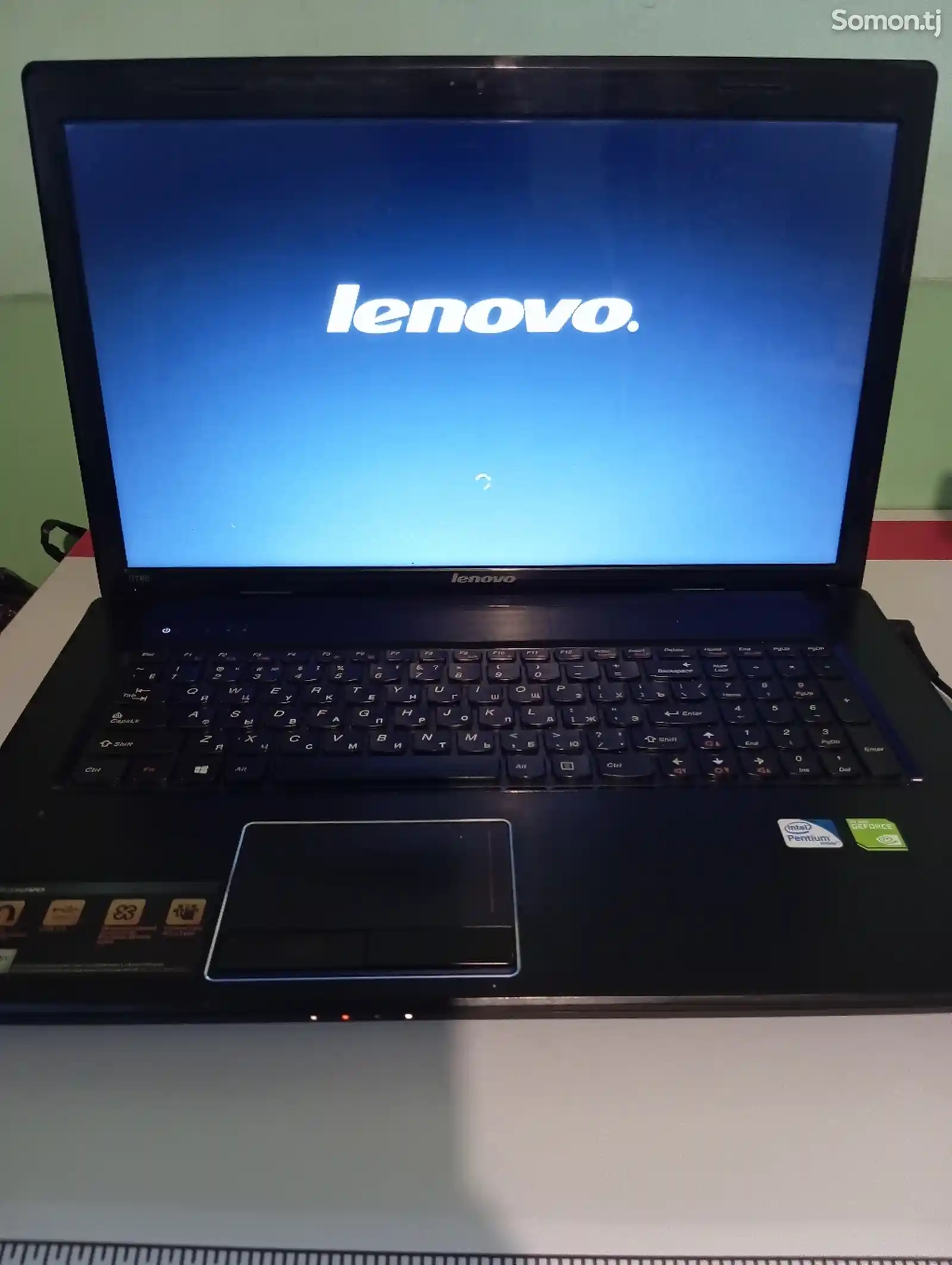 Ноутбук Lenovo-1