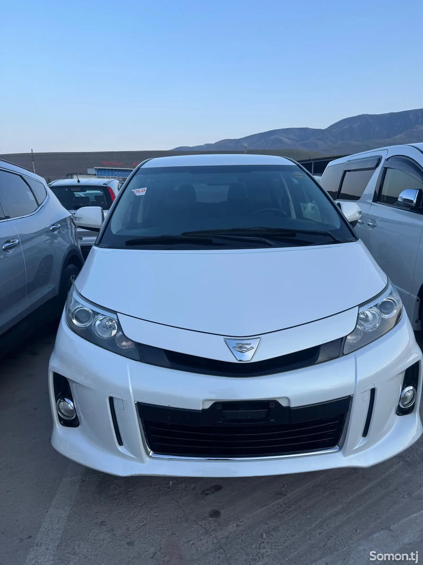 Toyota Estima, 2014-1