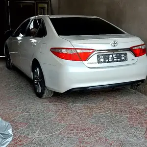 Toyota Camry, 2015