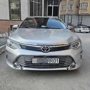 Toyota Camry, 2017