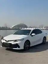 Toyota Camry, 2018-7