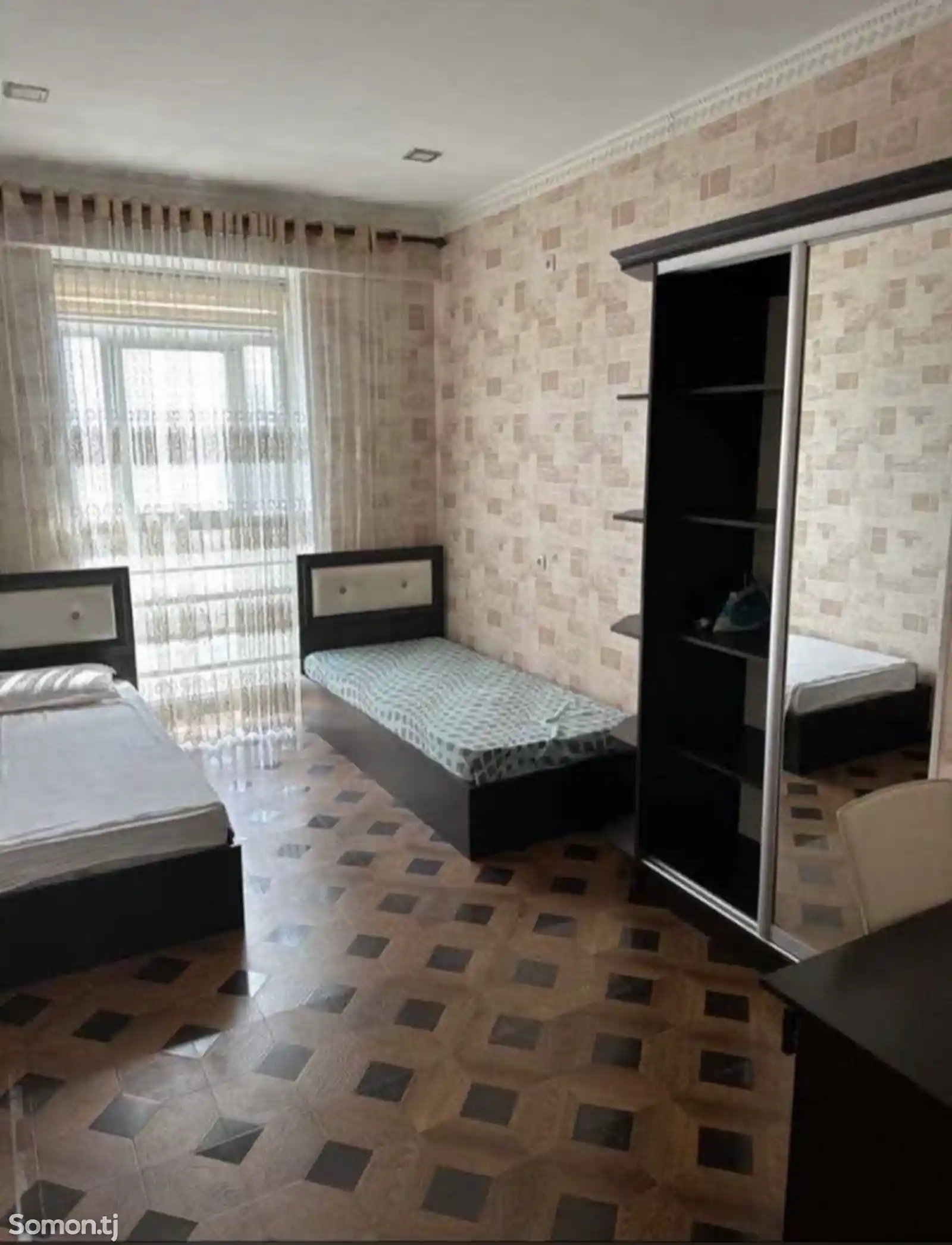 3-комн. квартира, 4 этаж, 111м², Славянский университет-3