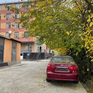 1-комн. квартира, 4 этаж, 40 м², 33 мкр, напротив автосервис Чарх