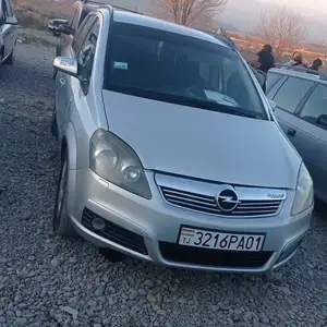 Opel Zafira, 2006