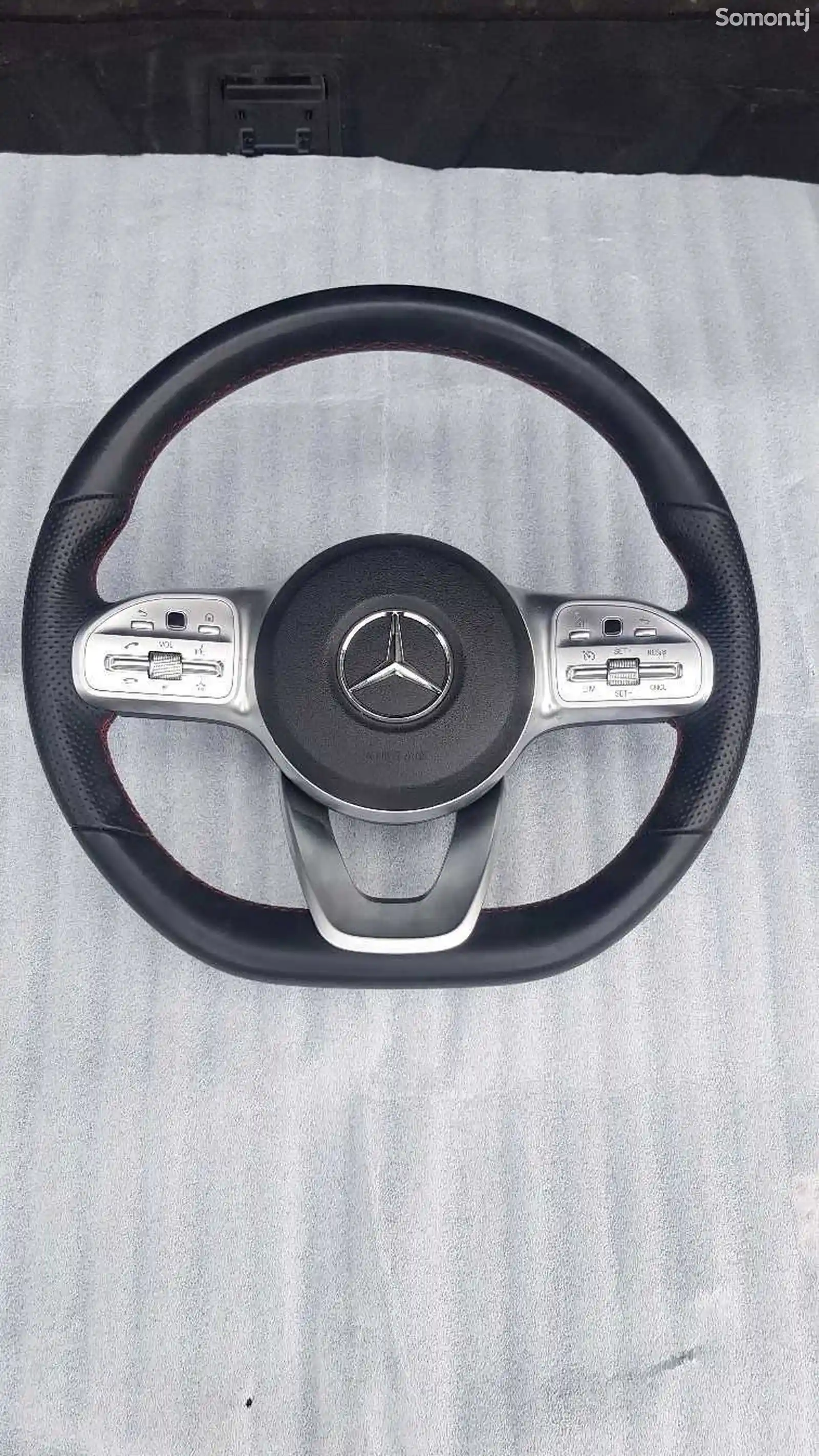 Руль от Mercedes-Benz-5