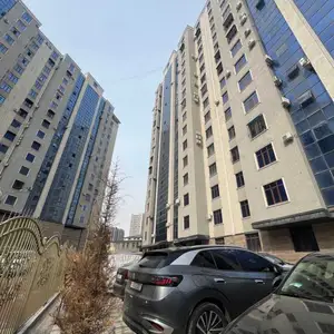 2-комн. квартира, 10 этаж, 60м², Ашан