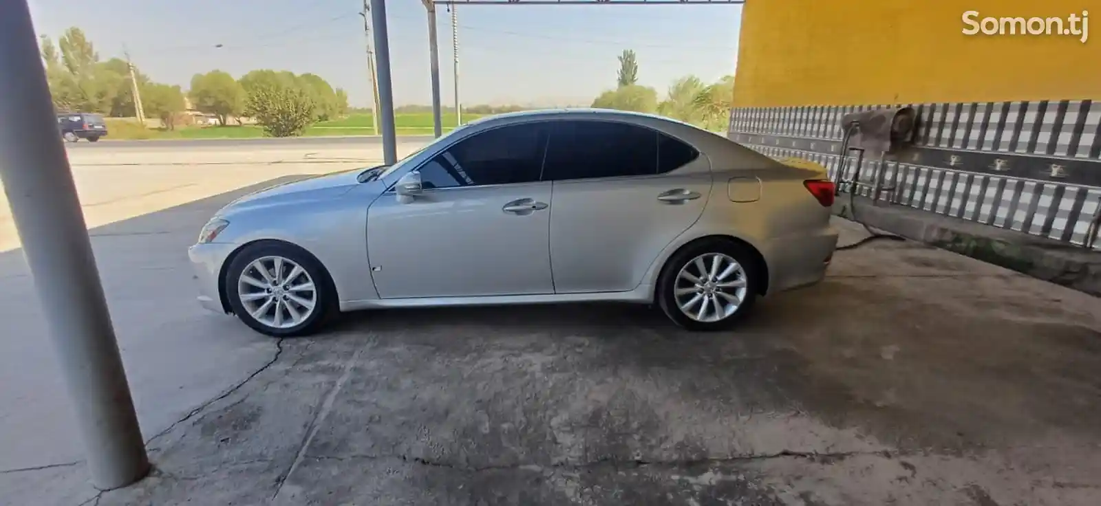 Lexus IS series, 2009-2