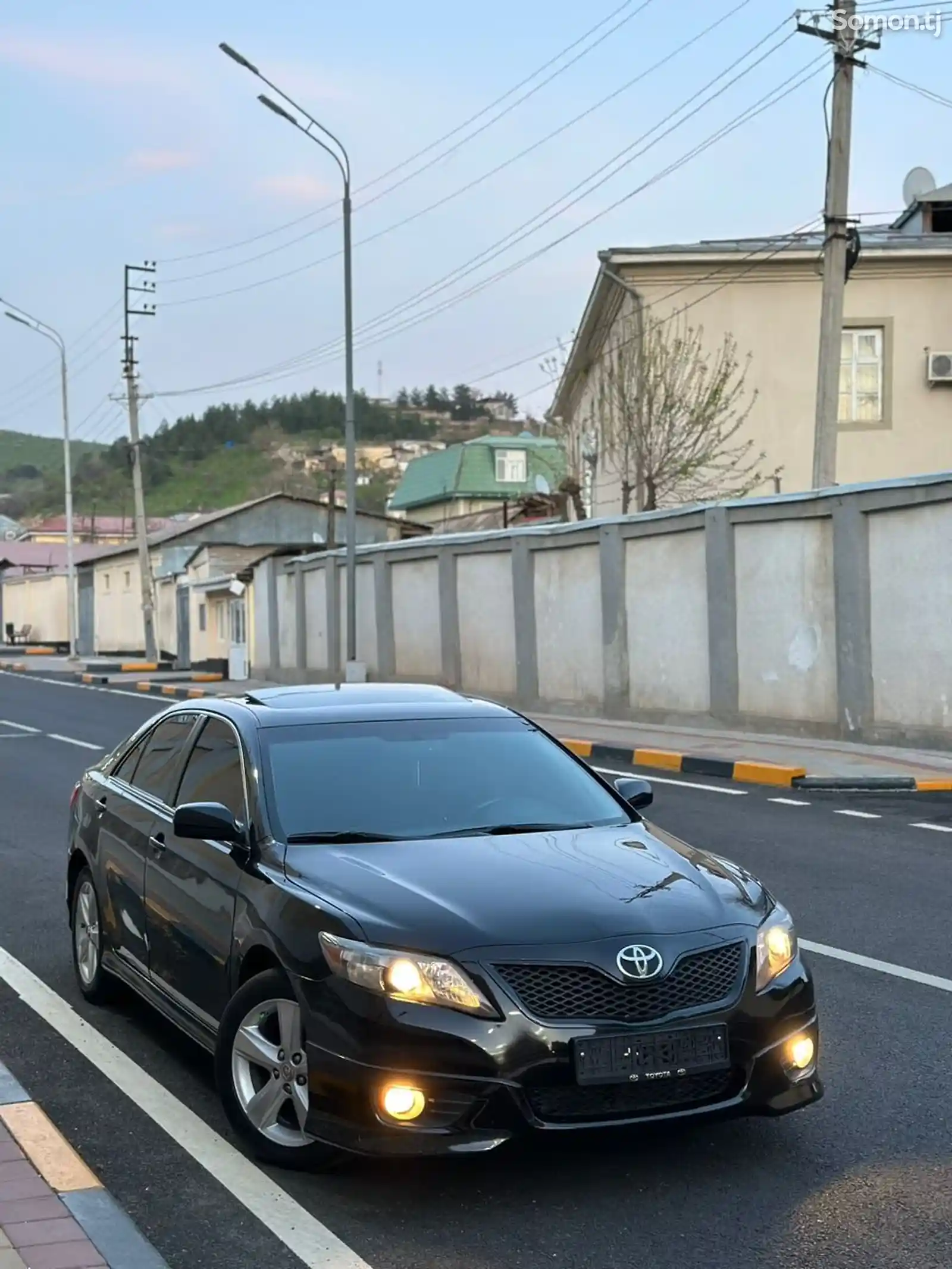 Toyota Camry, 2011-1