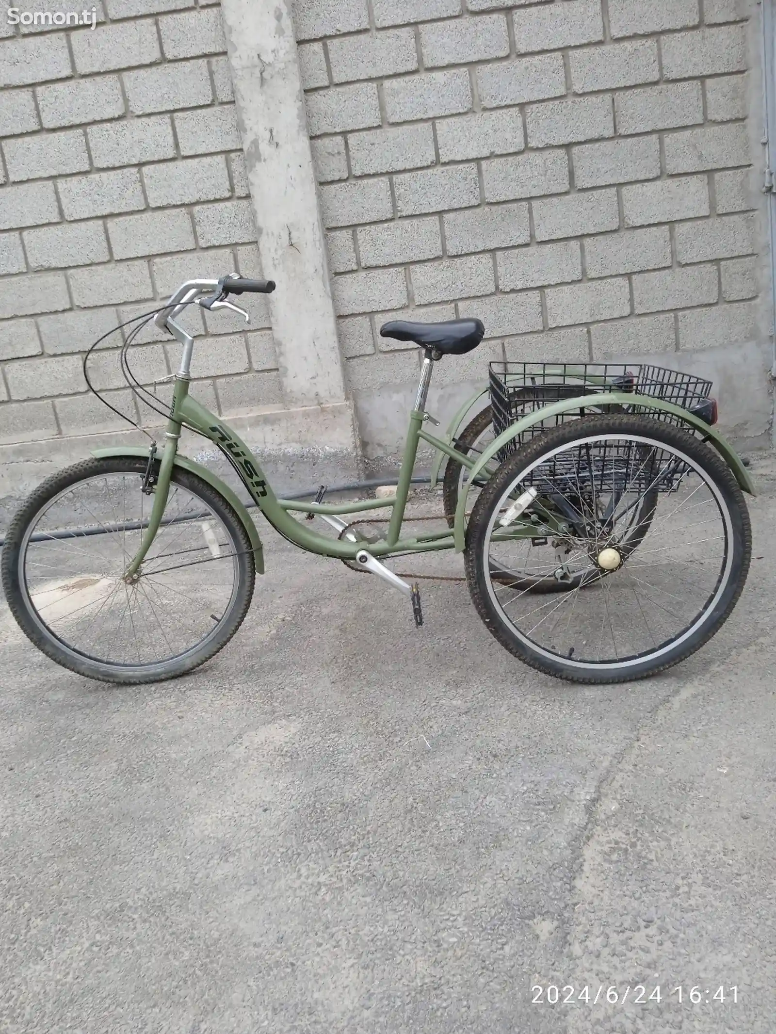 Трехколесный велосипед-2