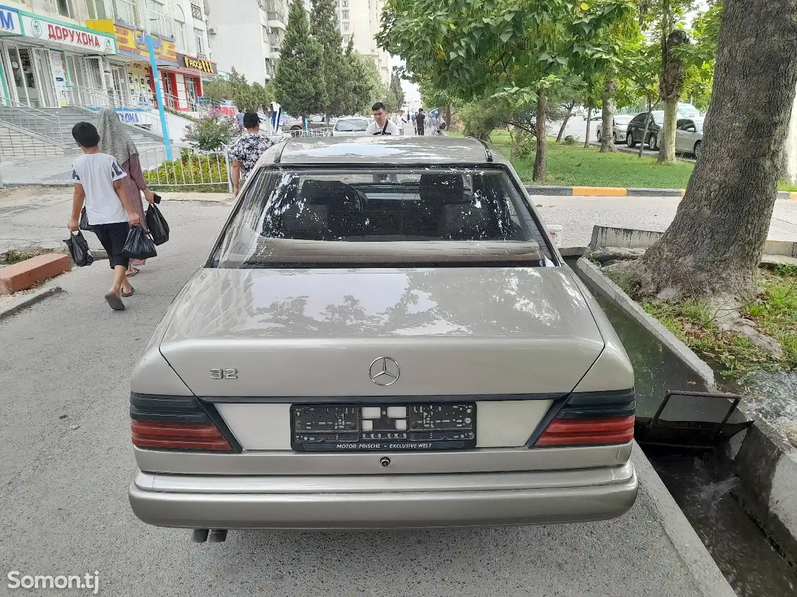 Mercedes-Benz W124, 1990-7