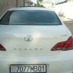 Toyota Avalon, 2008