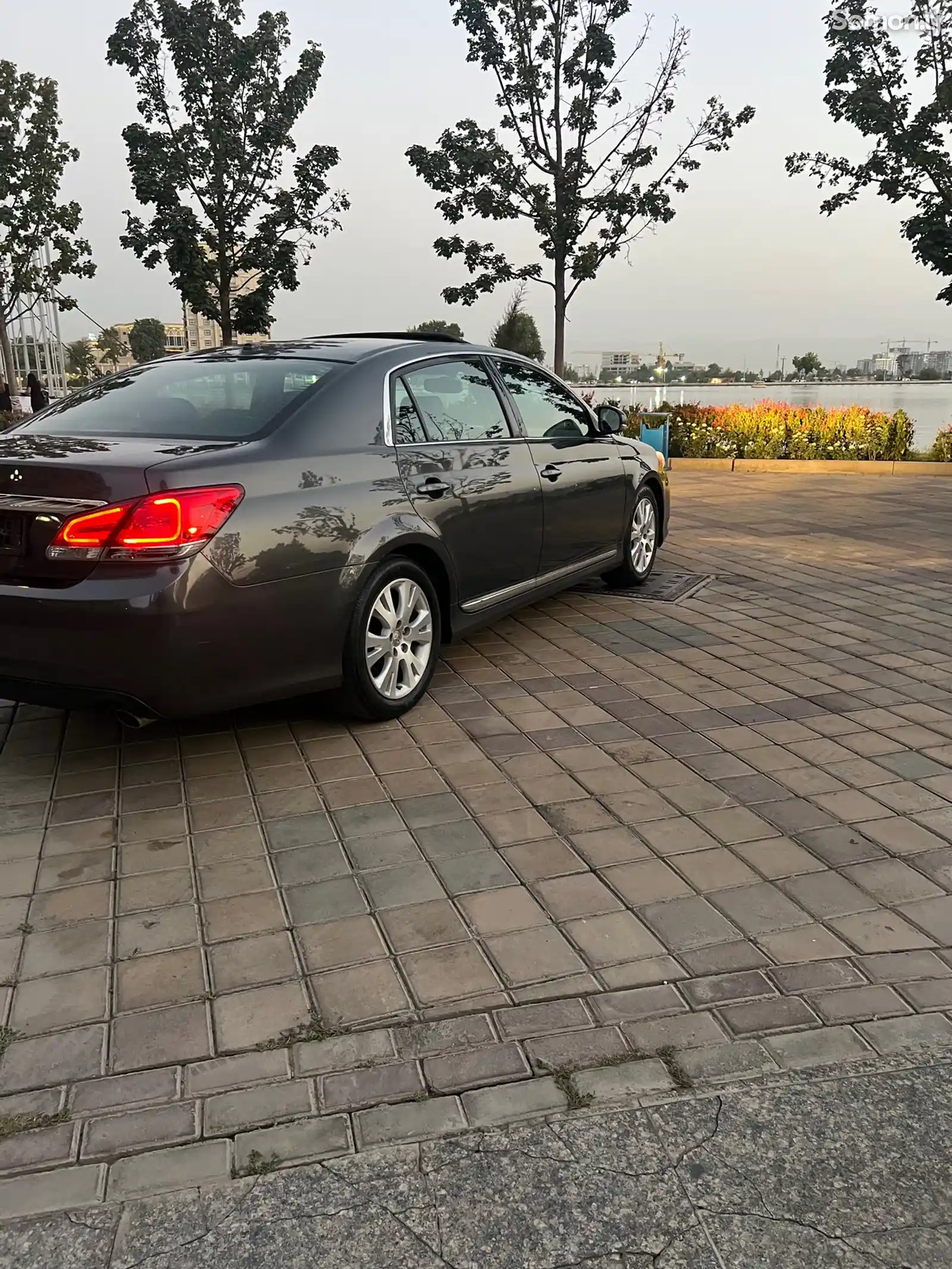 Toyota Avalon, 2012-6