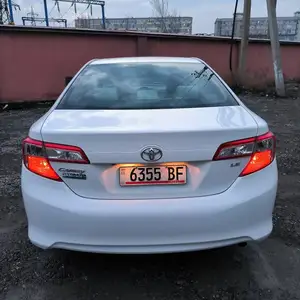 Toyota Camry, 2014