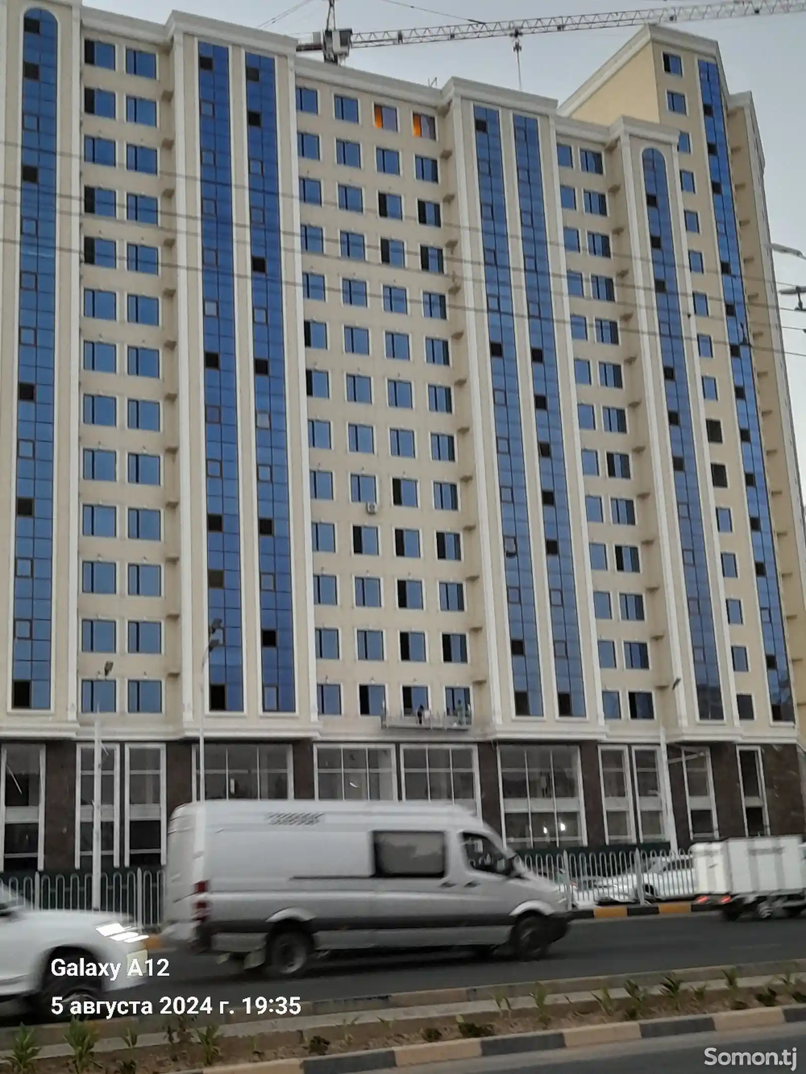 1-комн. квартира, 12 этаж, 63 м², 102 мкр-1