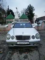 Mercedes-Benz E class, 2001-2