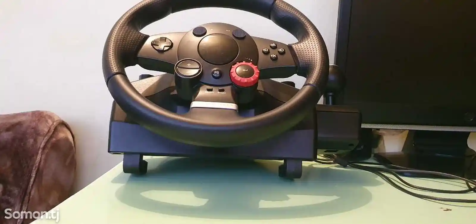 Руль игровой Logitech Driving Force GT-4