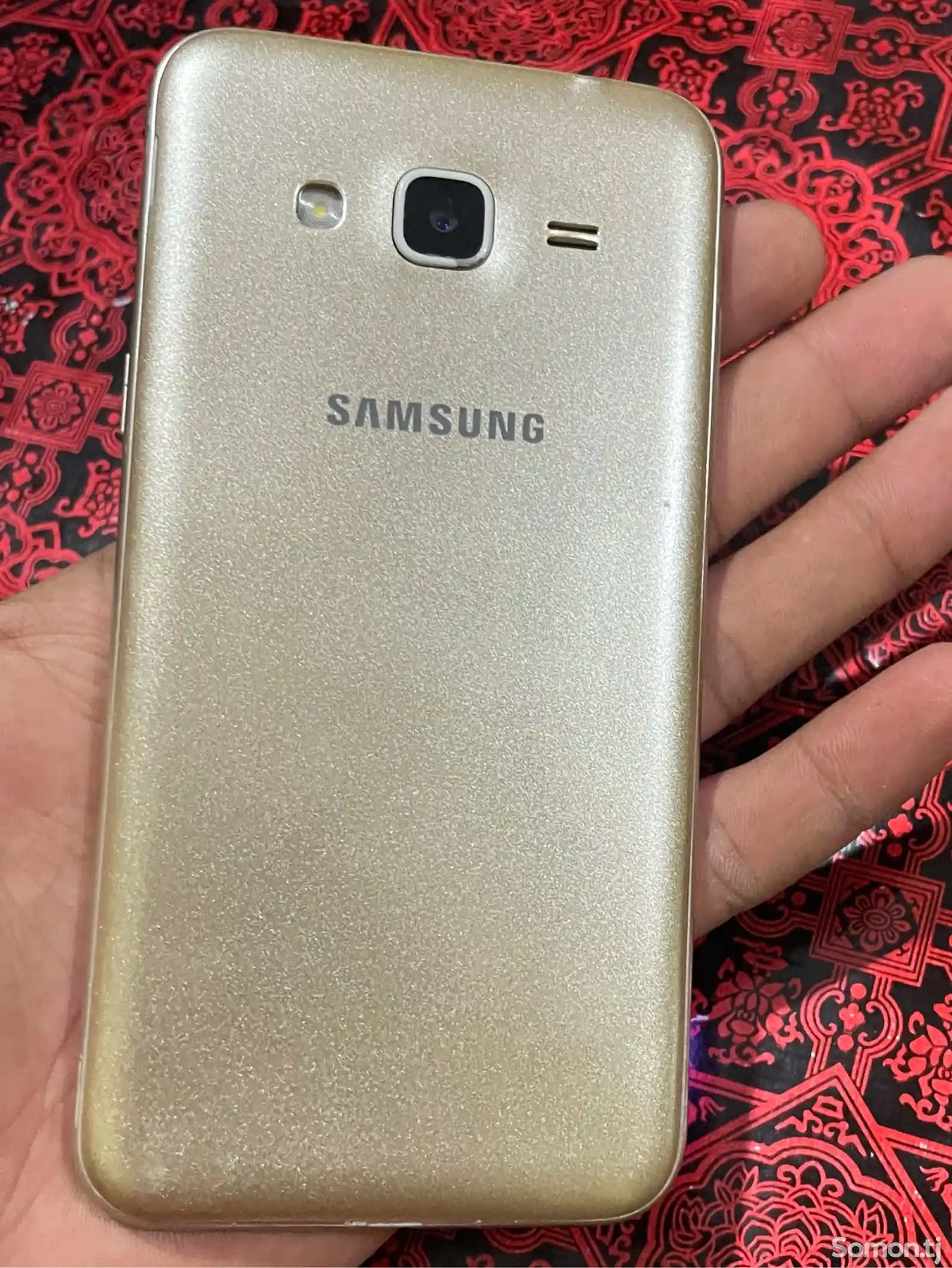 Samsung Galaxy J3-4