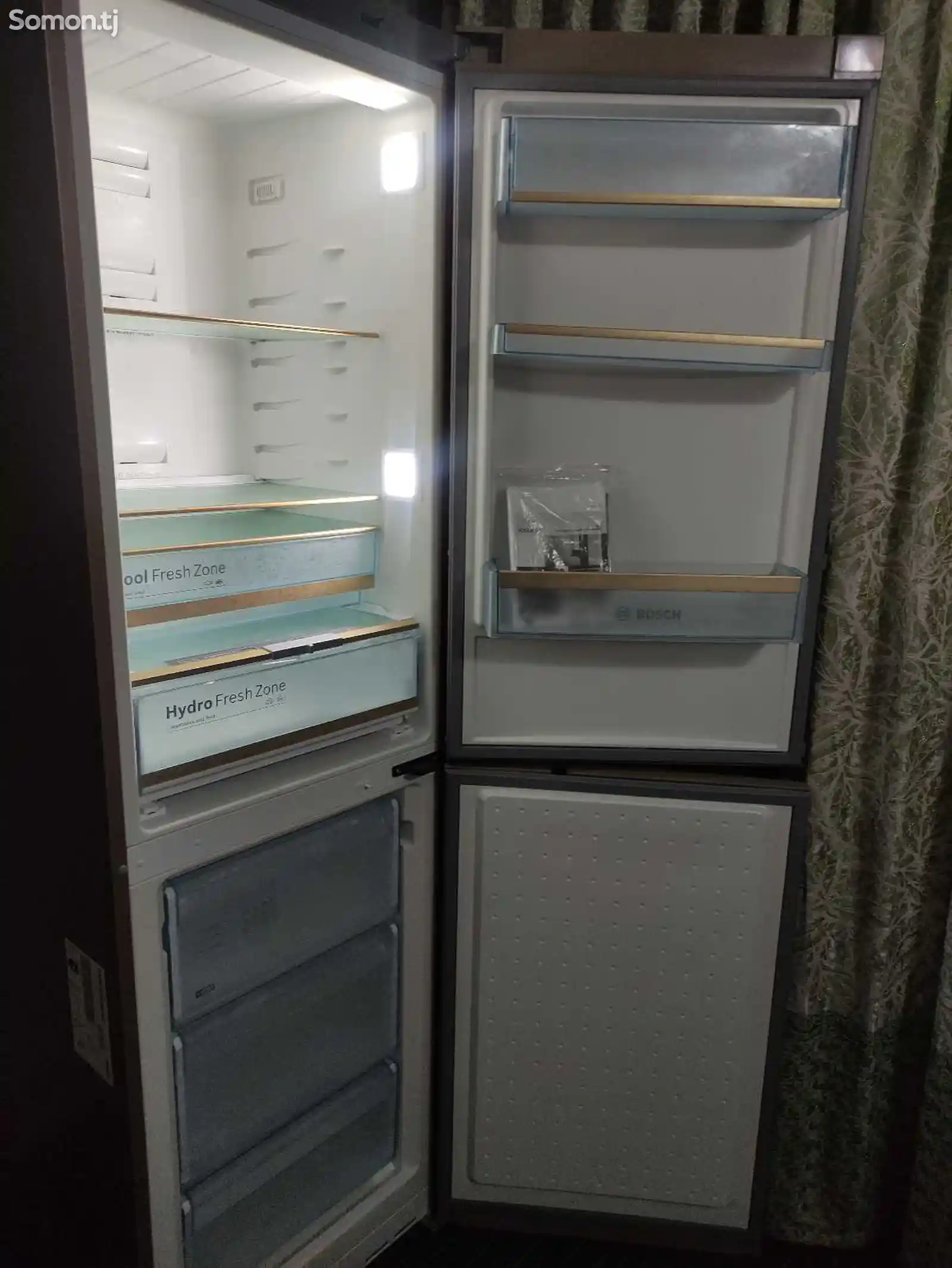 Холодильник Bosch-7