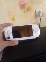 Игровая приставка Sony PSP-10