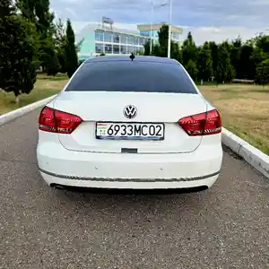 Volkswagen Passat, 2015