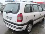 Opel Zafira, 2000-3