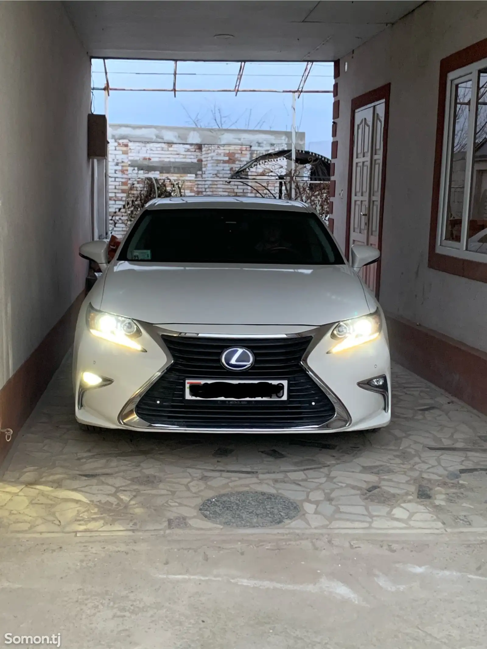 Lexus ES series, 2015-1