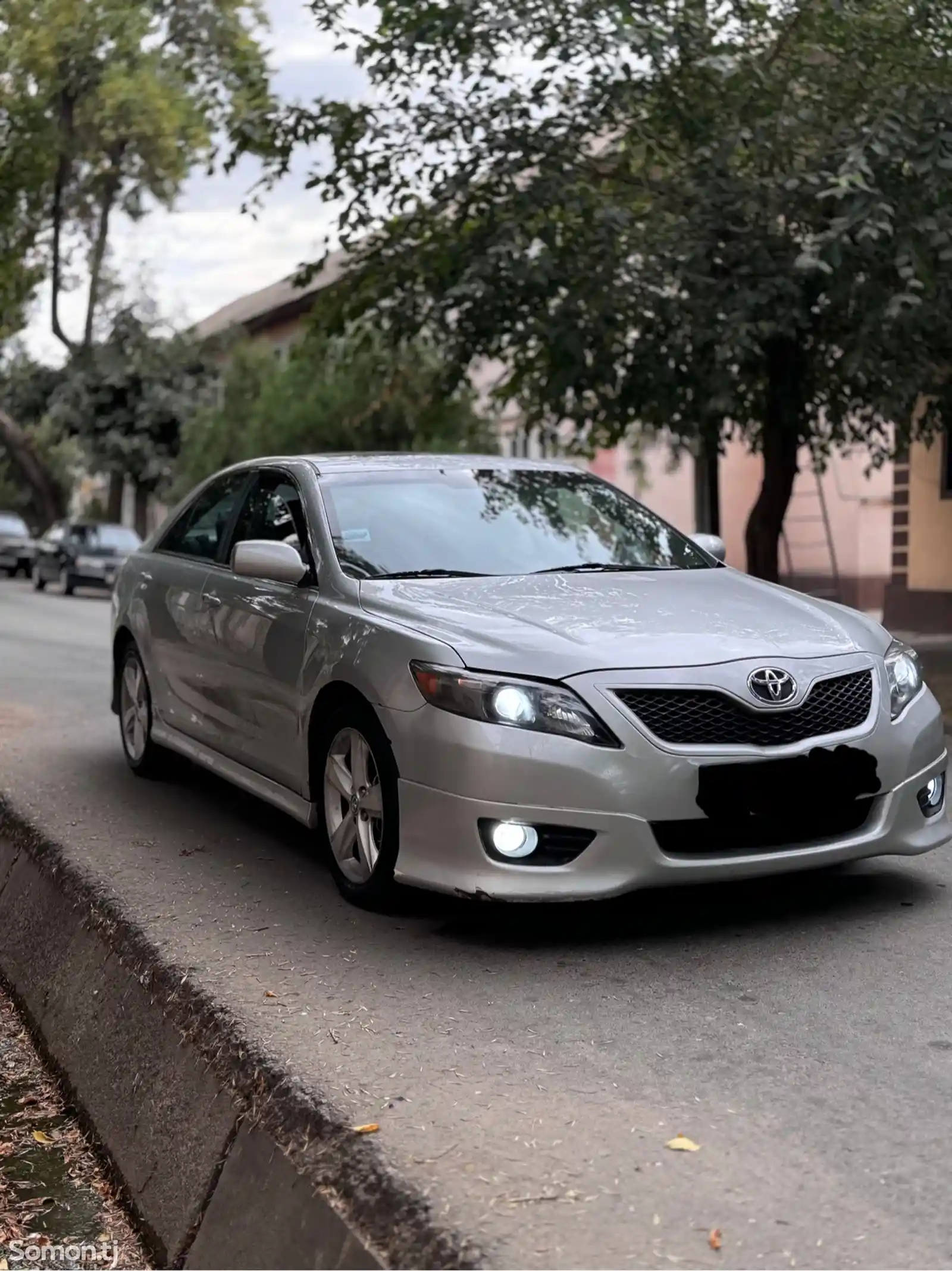 Toyota Camry, 2010-3