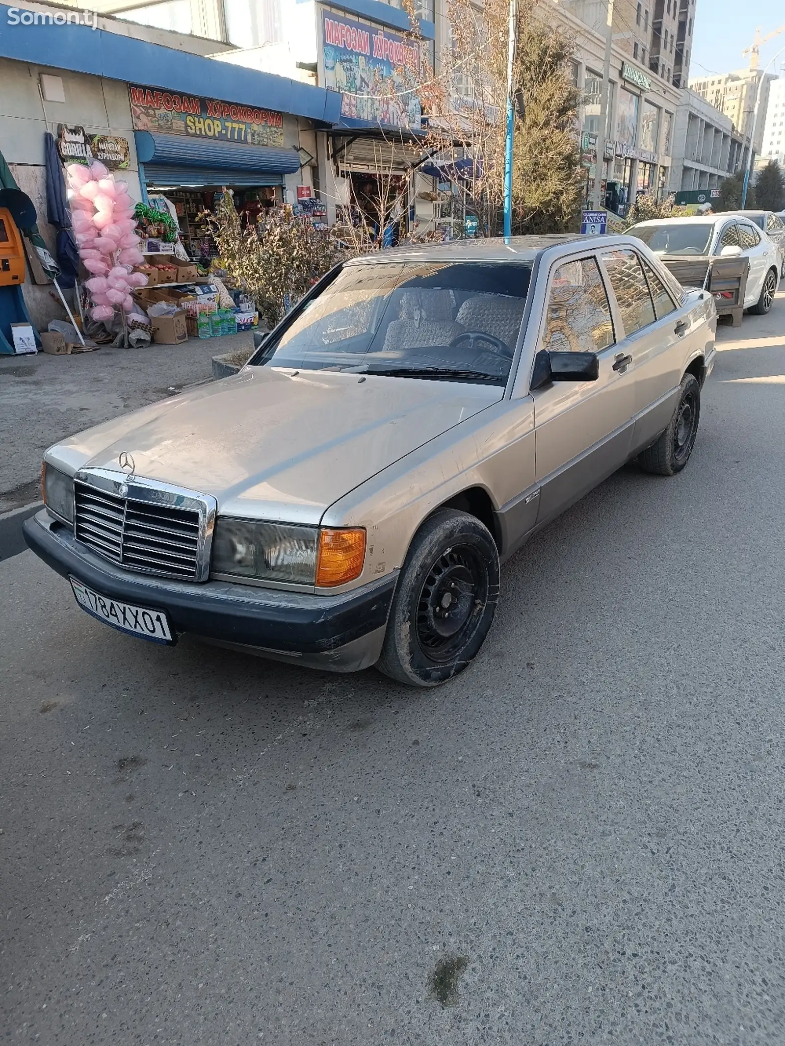 Mercedes-Benz W201, 1990-1