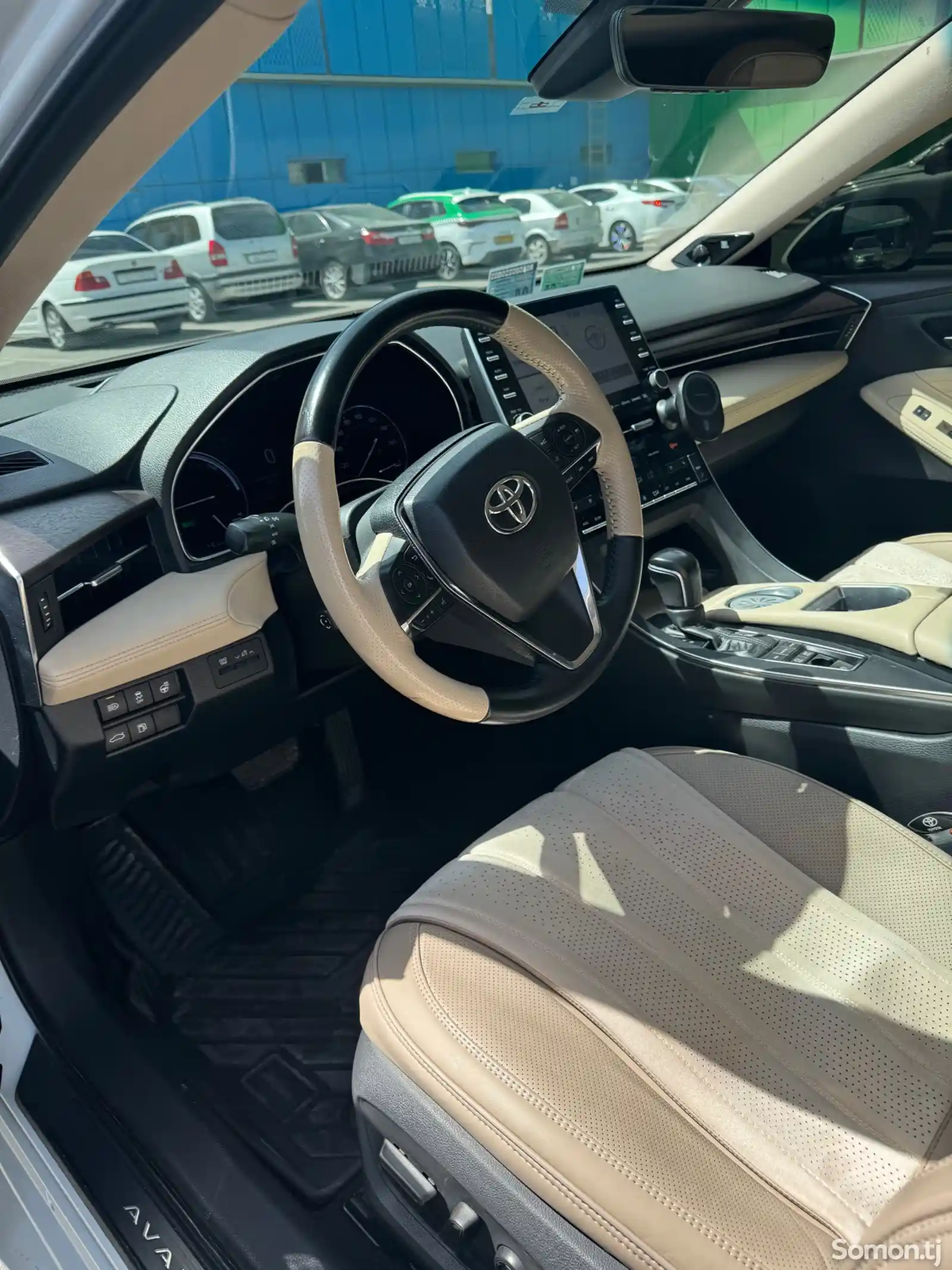 Toyota Avalon, 2019-8