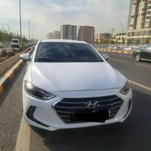 Hyundai Elantra, 2017