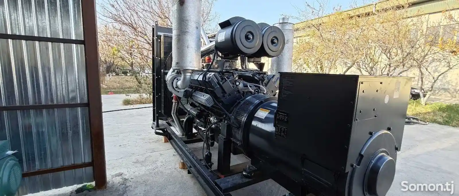 Дизельный генератор 900кВ Go Рower-1