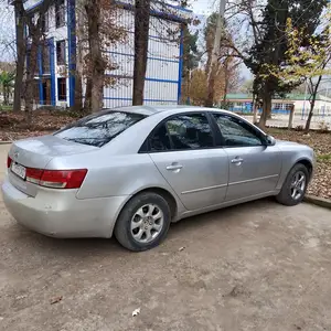 Hyundai Sonata, 2008