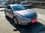 Hyundai Sonata, 2010-2