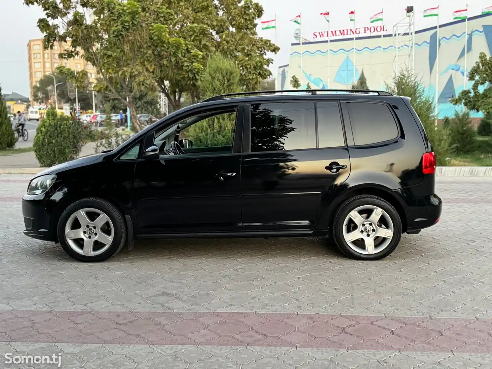 Volkswagen Touran, 2010-7