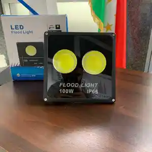 Светодиодный светильник 100W