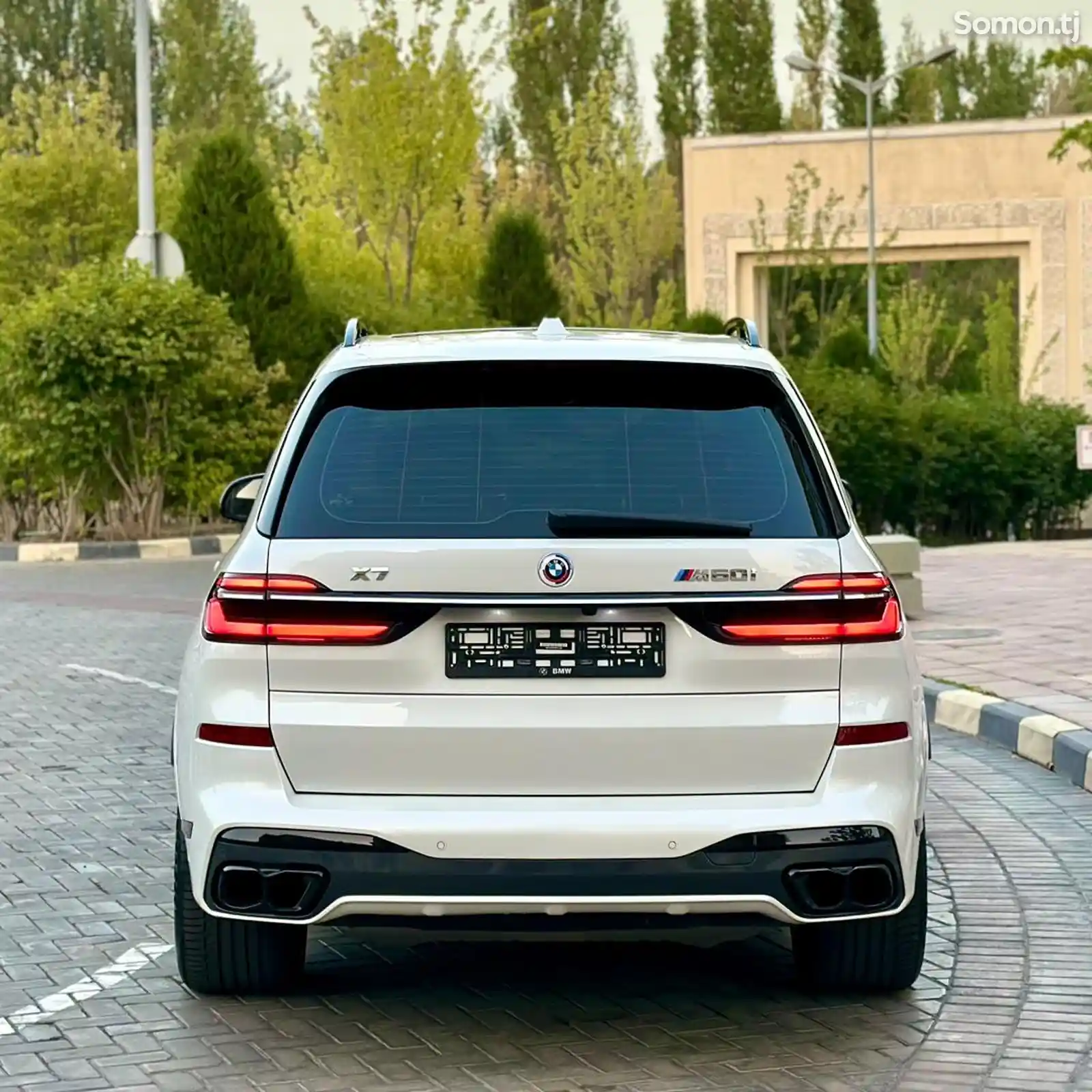 BMW X7, 2023-2