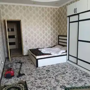 1-комн. квартира, 9 этаж, 60 м², 112мкр