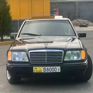 Mercedes-Benz W124, 1986