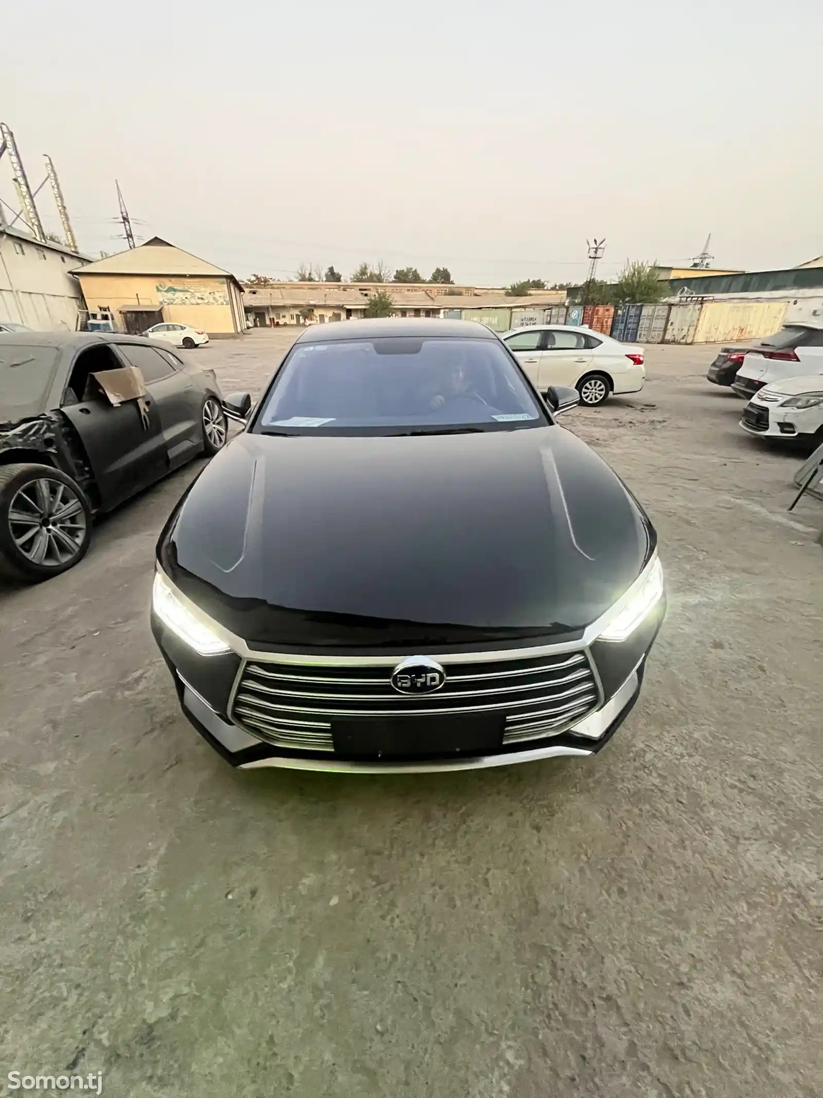 BYD E9, 2022-11