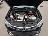 Toyota Camry, 2015-8