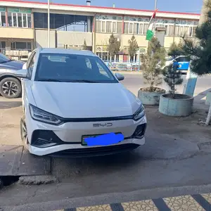 BYD E2, 2024