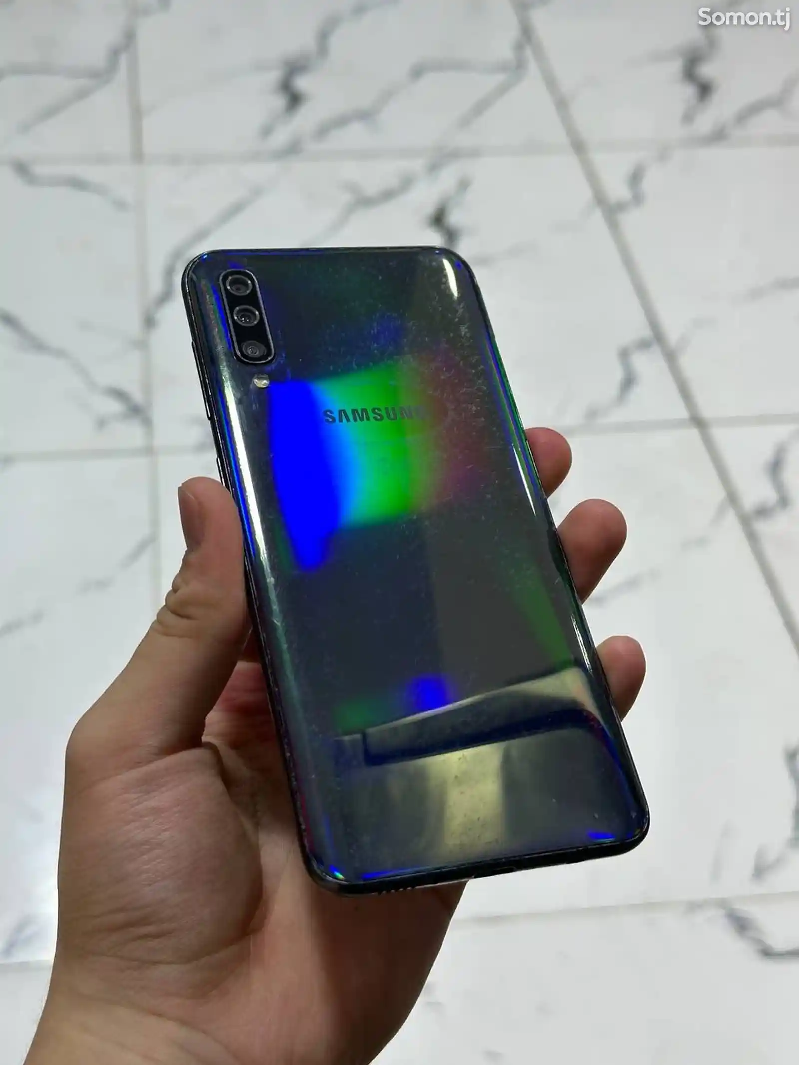 Samsung Galaxy A50-4