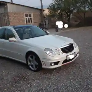 Mercedes-Benz E class, 2009