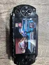 Игровая приставка Sony PSP-8