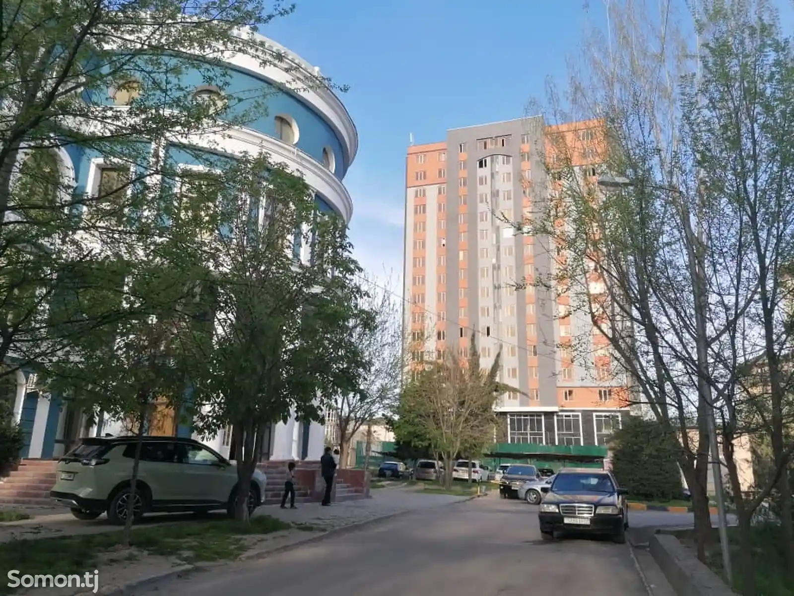 2-комн. квартира, 4 этаж, 83 м², Славянский университет-2