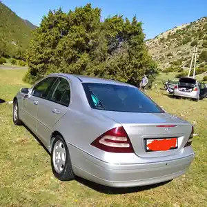 Mercedes-Benz C class, 2001