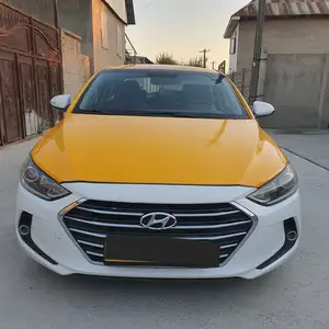 Hyundai Elantra, 2018