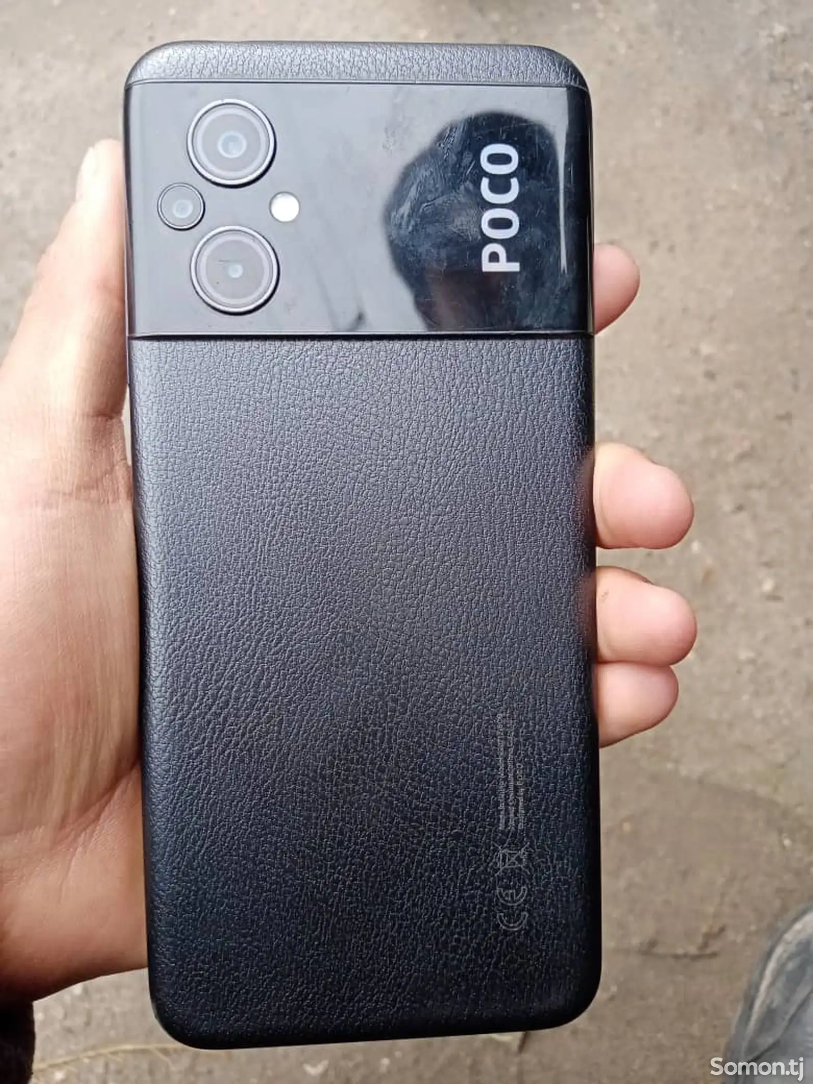 Телефон Xiaomi POCO-1