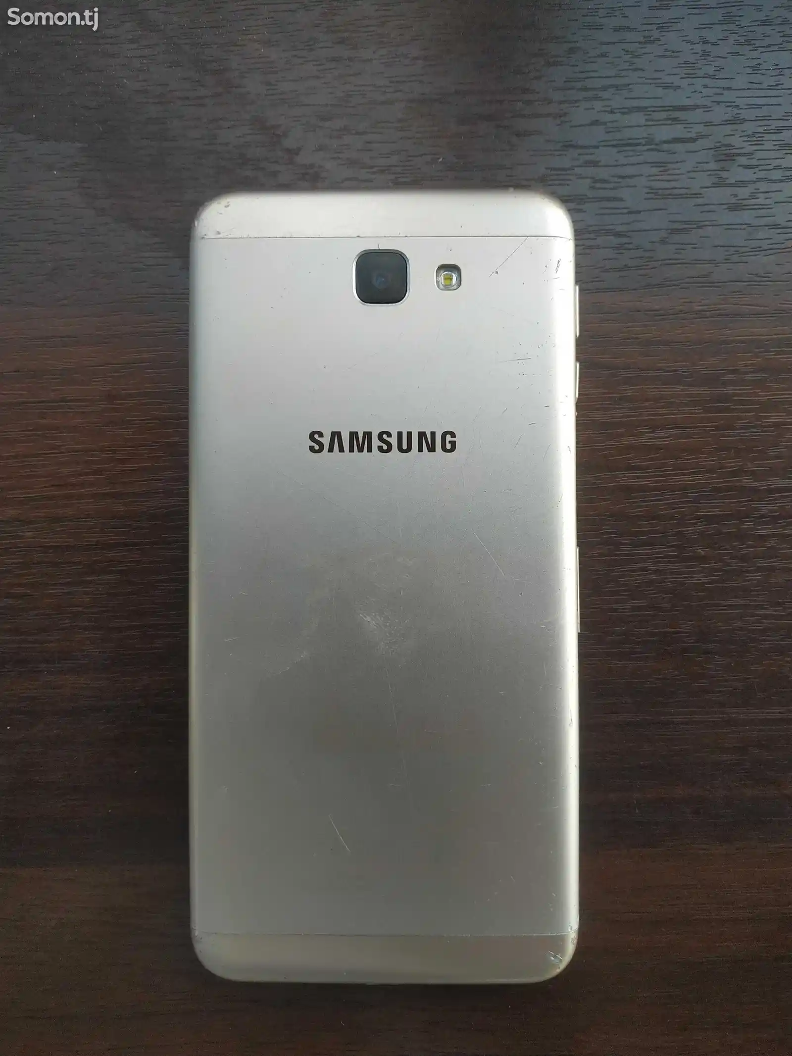 Samsung Galaxy j5 prime-4