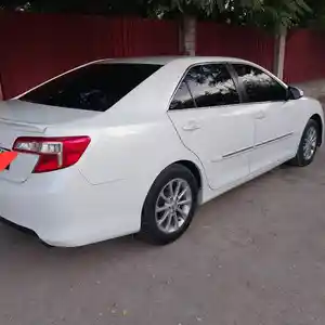 Toyota Camry, 2013